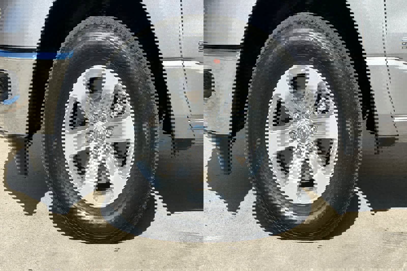 Used 2024 RAM 1500 Laramie image 24