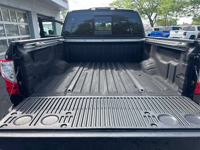Used 2018 Nissan Titan PRO-4X AWD/4WD image 20