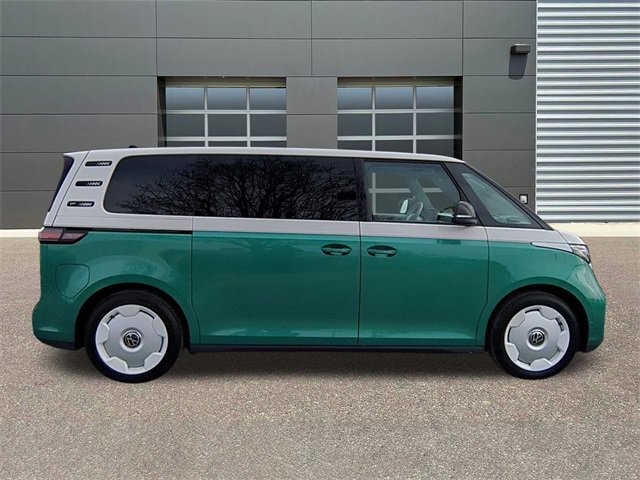 New 2025 Volkswagen ID. Buzz 1st Edition image 8