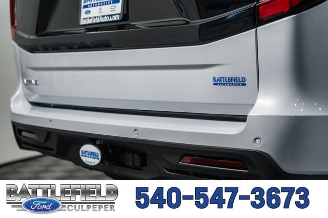 New 2026 Ford Expedition Active image 8
