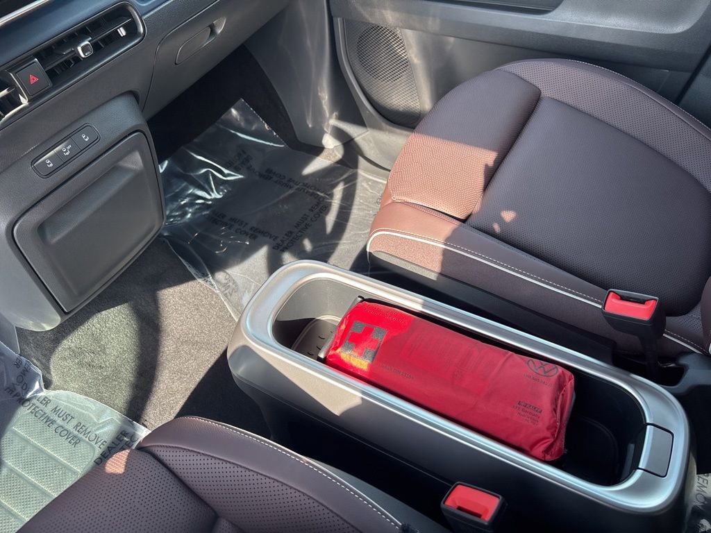 New 2025 Volkswagen ID. Buzz Pro S image 18