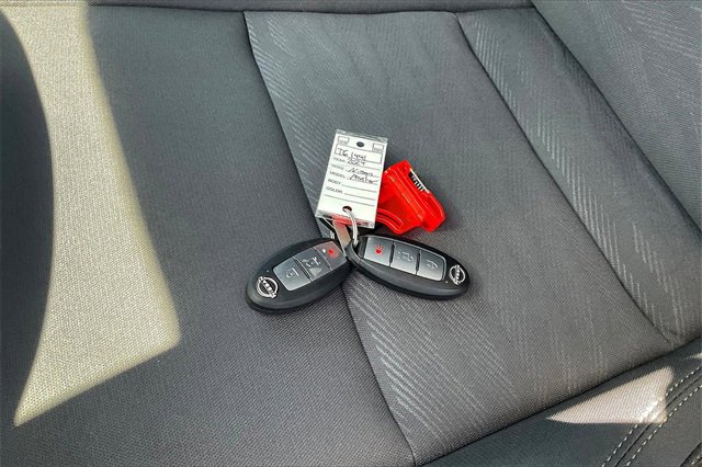 Certified 2024 Nissan Frontier SV w/ Technology Package image 11