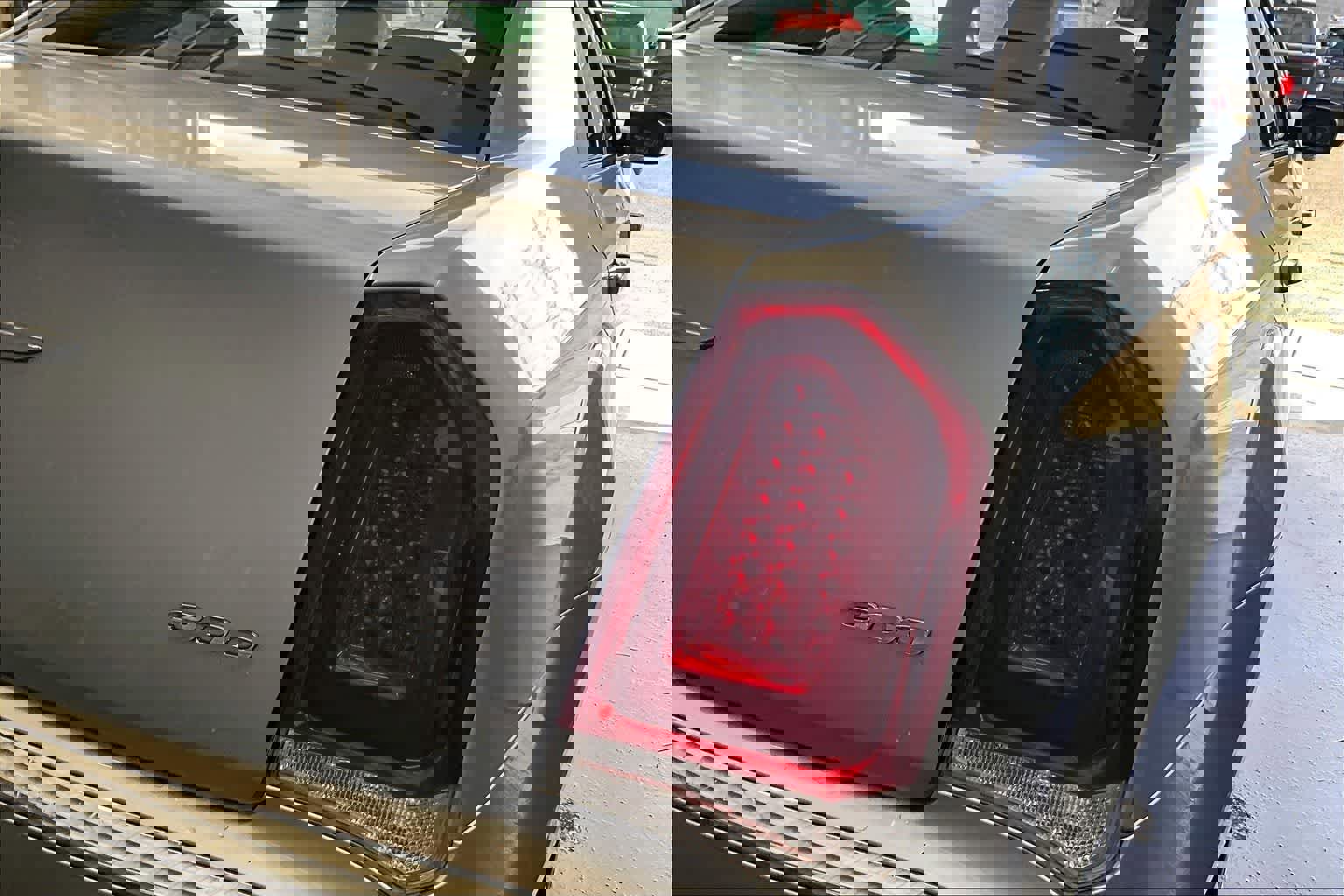 Used 2020 Chrysler 300 Limited image 32