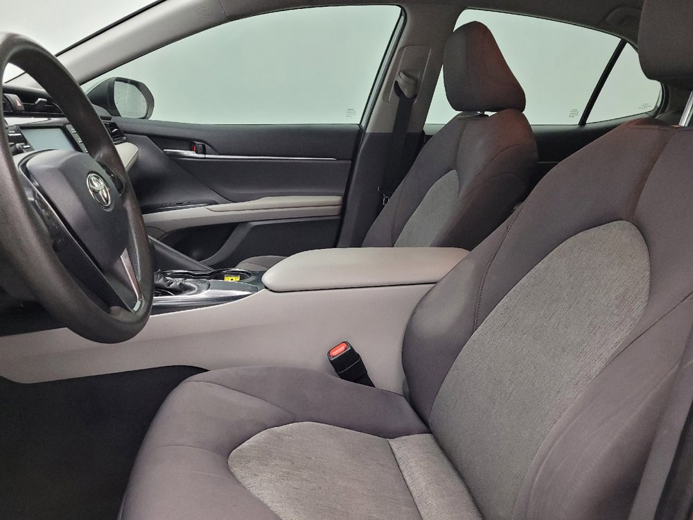 Used 2020 Toyota Camry LE w/ Convenience Package image 17