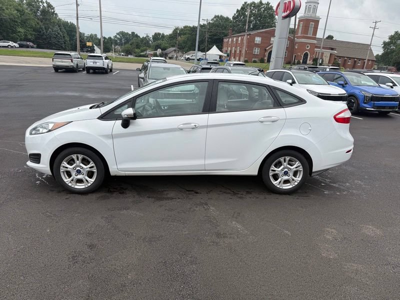 Used 2016 Ford Fiesta SE FWD image 5