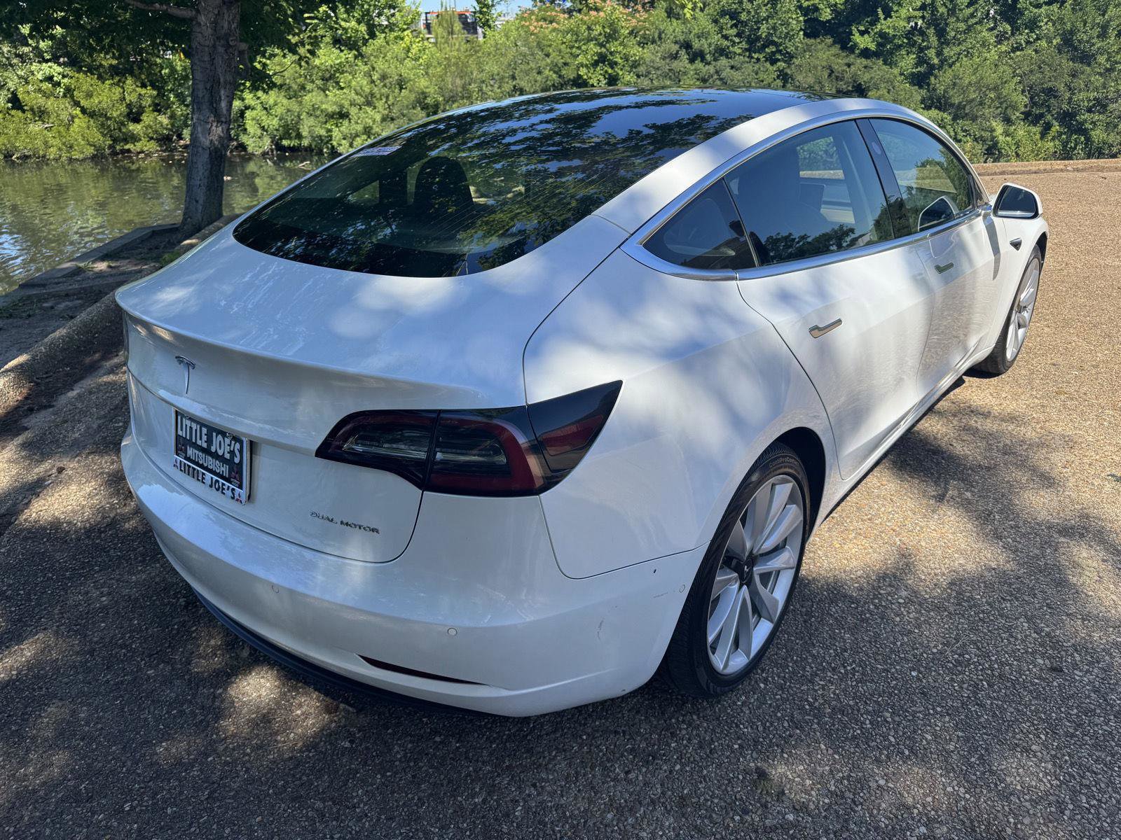 Used 2020 Tesla Model 3 Long Range AWD/4WD image 5