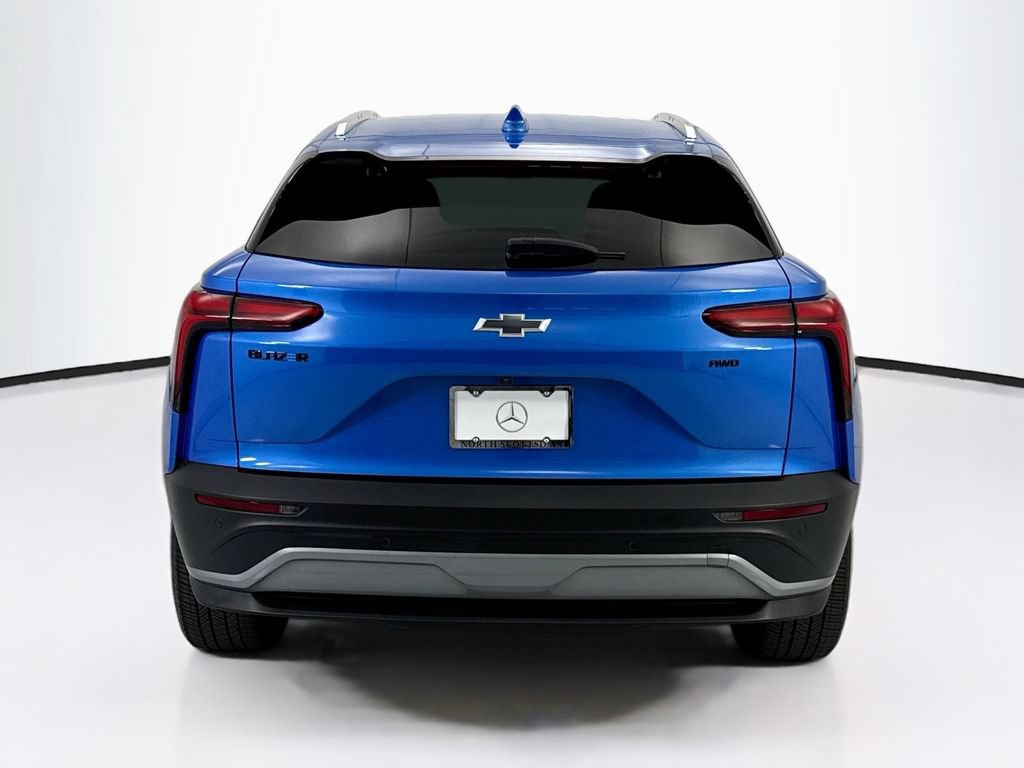 Used 2025 Chevrolet Blazer EV LT AWD/4WD image 6