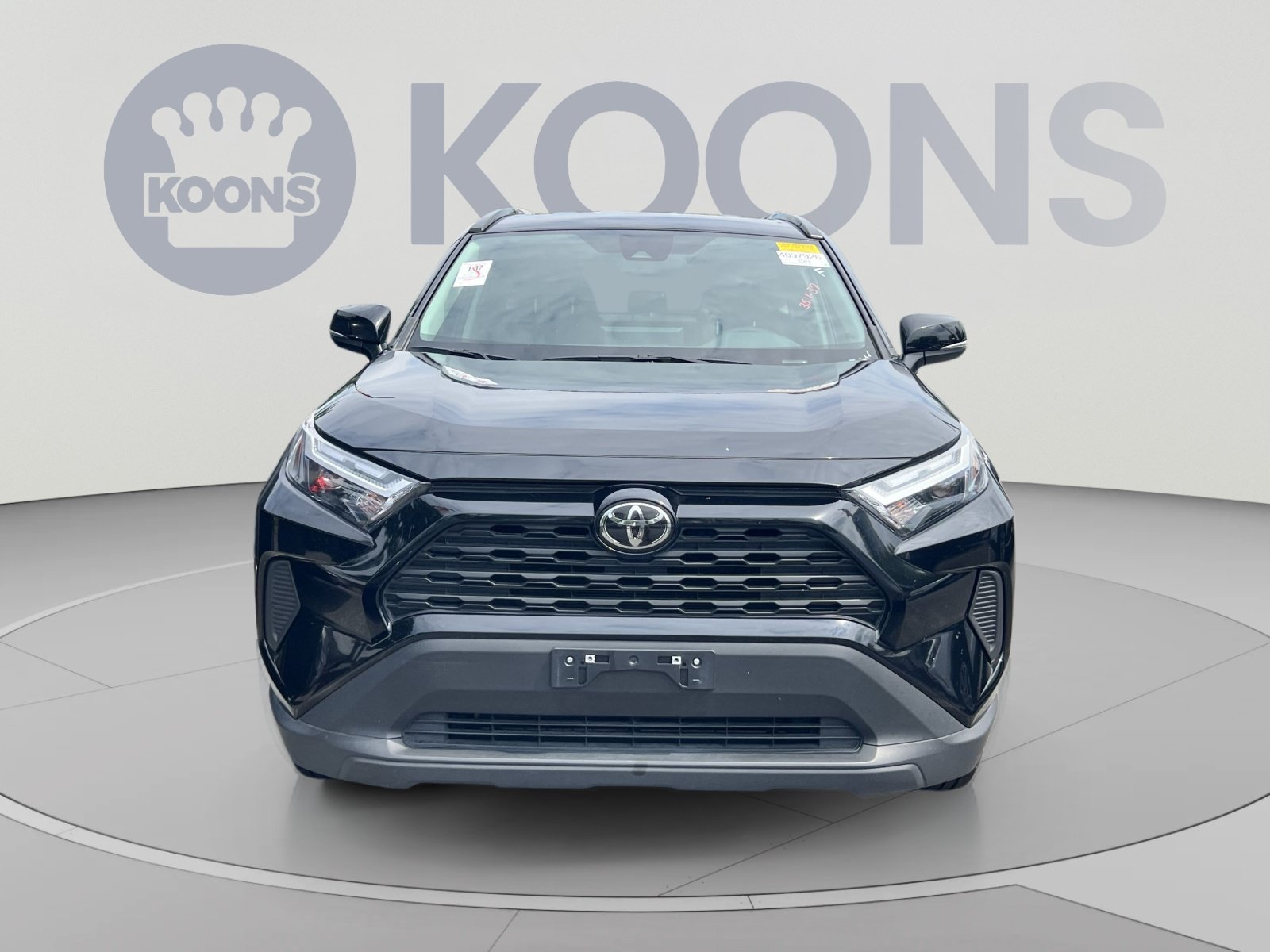 Used 2025 Toyota RAV4 XLE AWD/4WD image 10