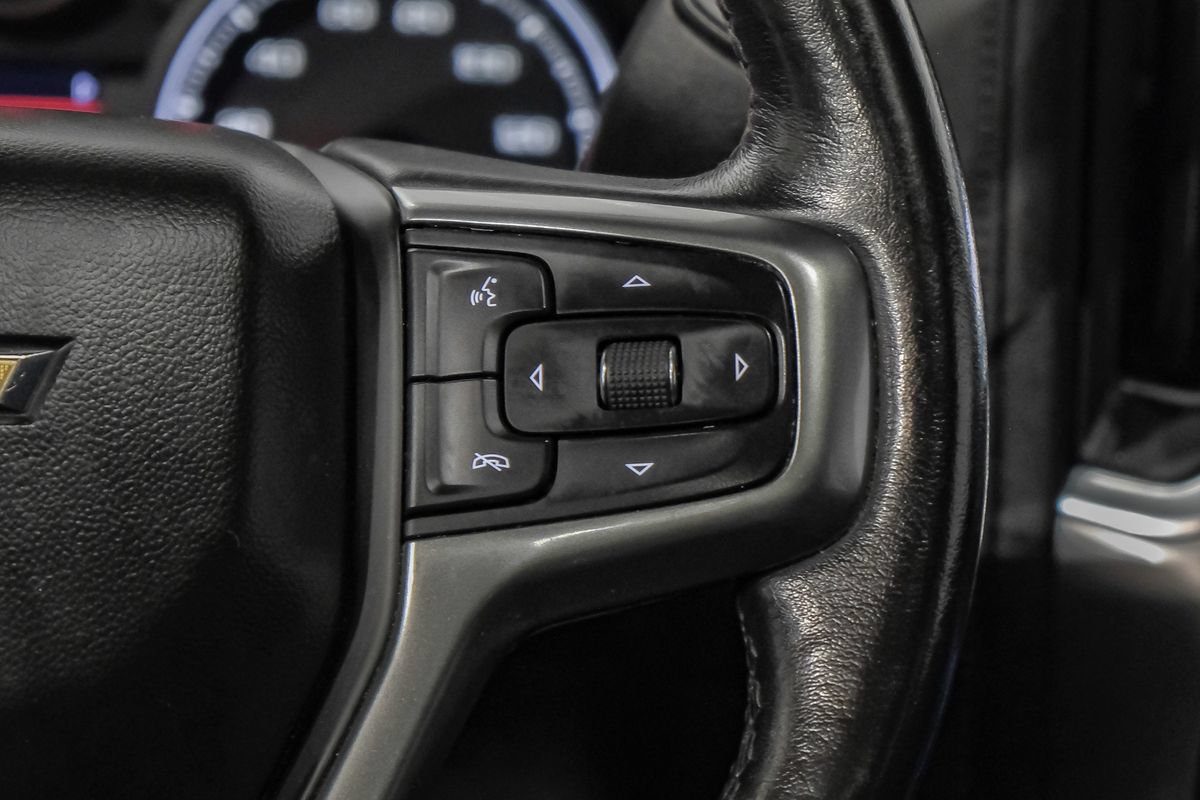 Used 2021 Chevrolet Silverado 1500 LTZ RWD image 17