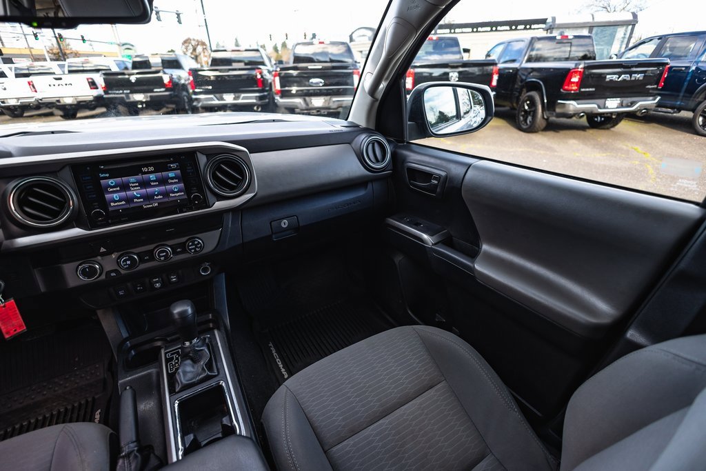 Used 2019 Toyota Tacoma 4x4 Double Cab image 26