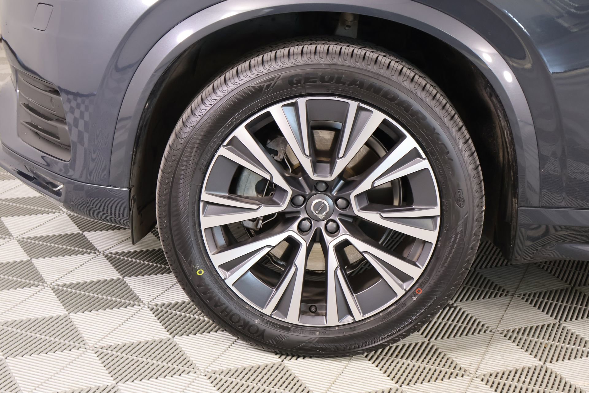 Used 2021 Volvo XC90 T5 Momentum w/ Advanced Package image 20