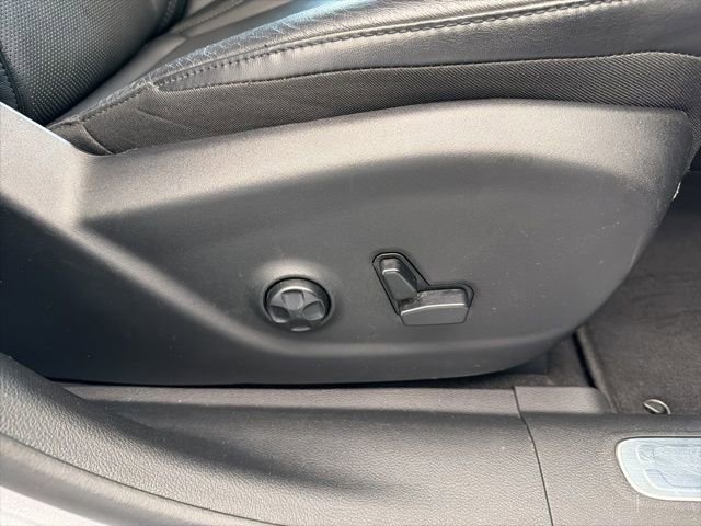 Used 2020 Jeep Cherokee Limited image 13