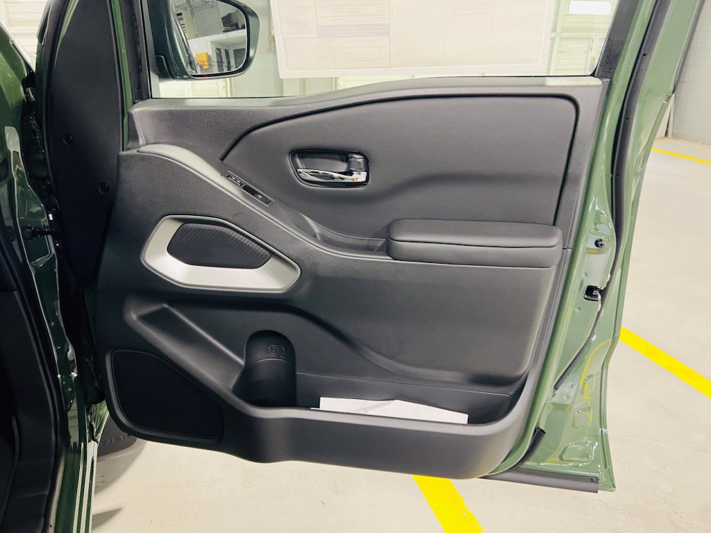 New 2027 Nissan Frontier SV RWD image 29