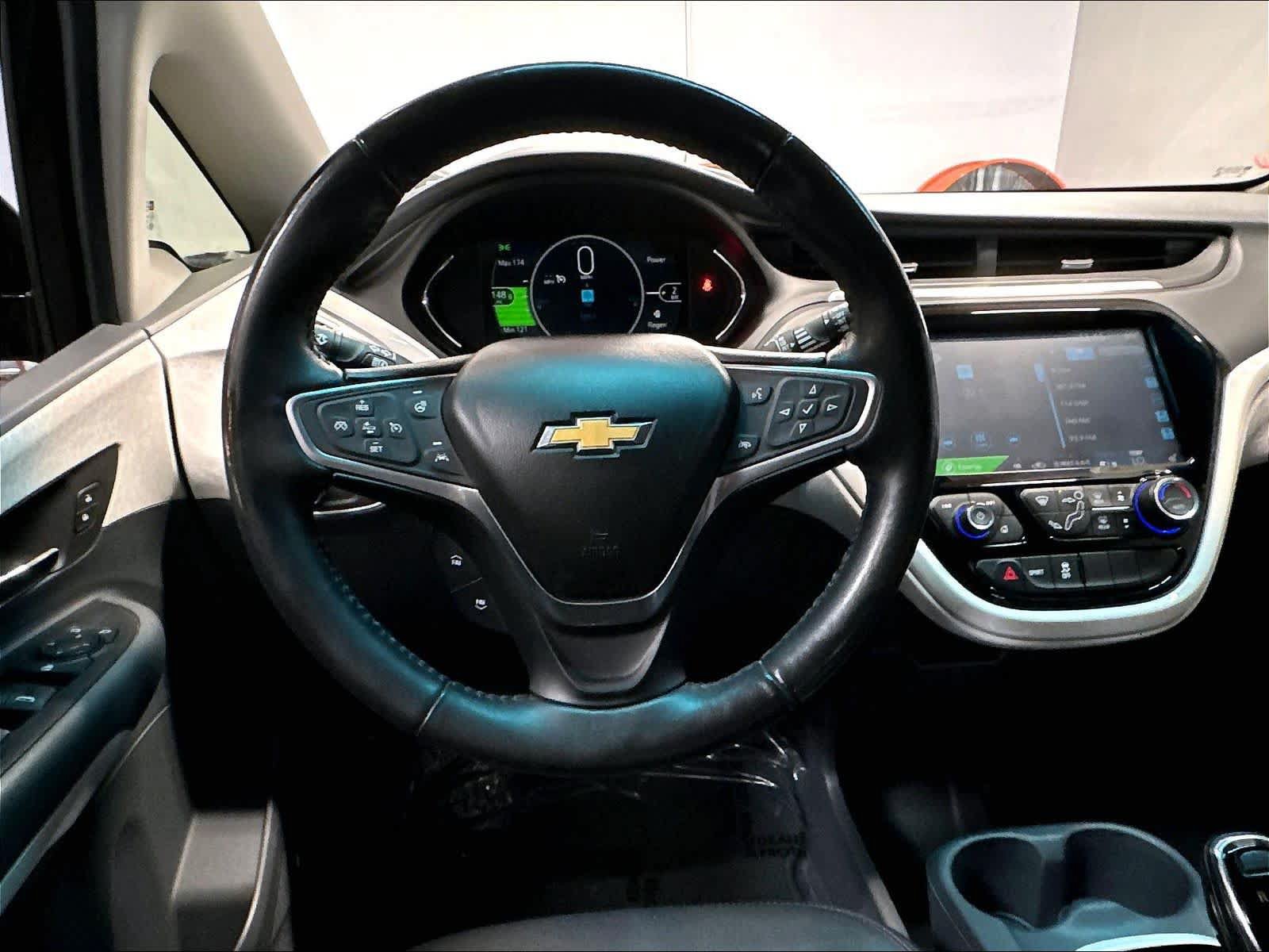 Used 2018 Chevrolet Bolt Premier w/ Driver Confidence II Package FWD image 8