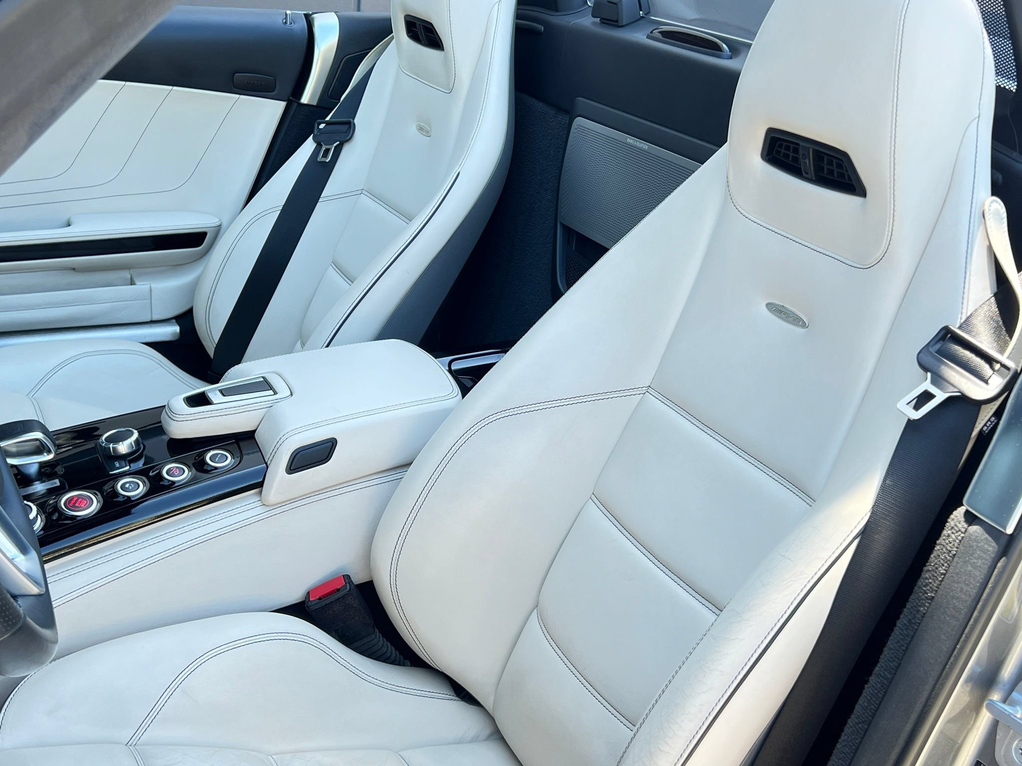 Used 2012 Mercedes-Benz SLS AMG Roadster image 18