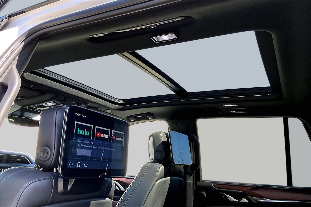 Used 2023 GMC Yukon Denali Ultimate image 16
