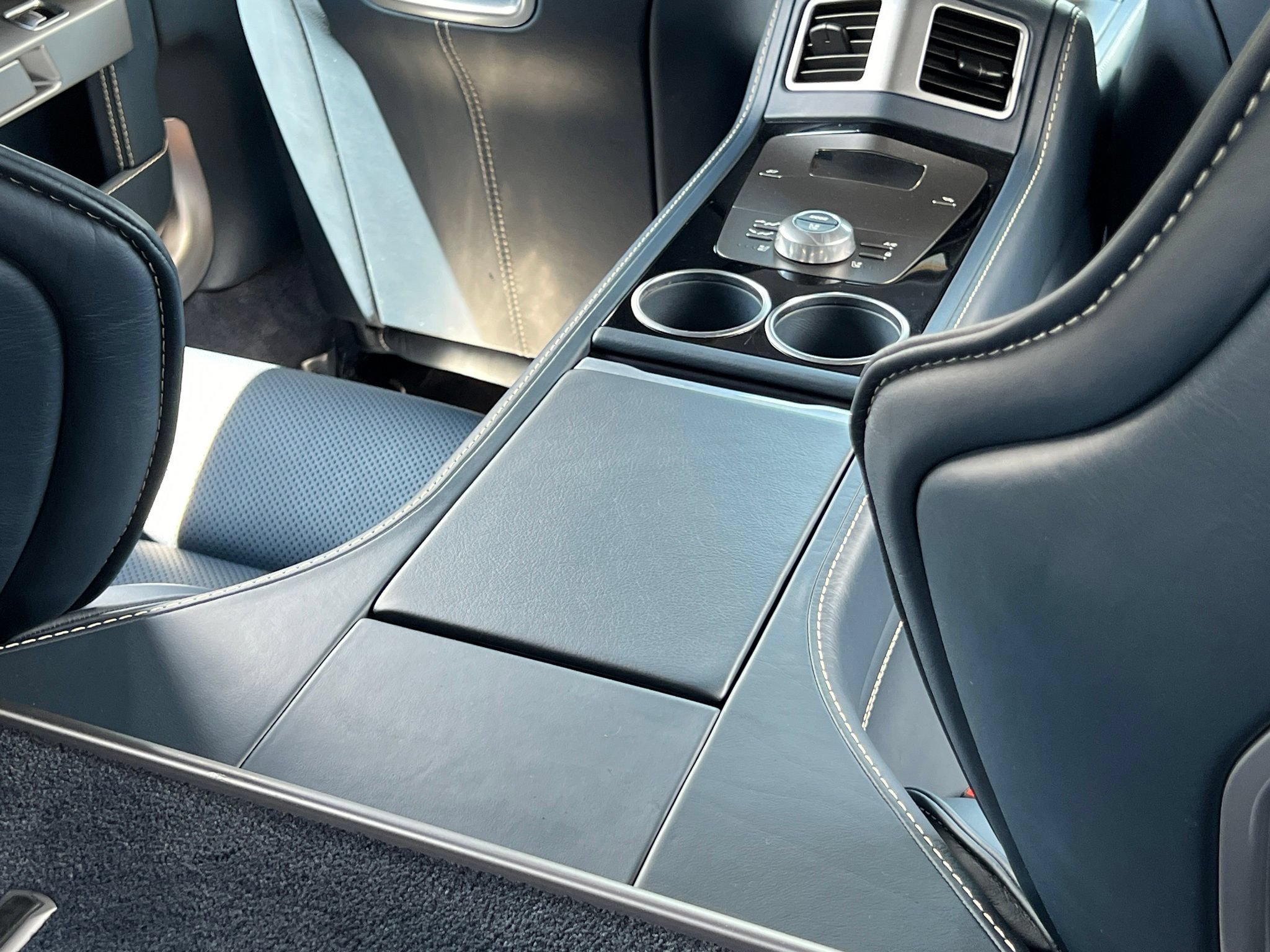Used 2014 Aston Martin Rapide S RWD image 22
