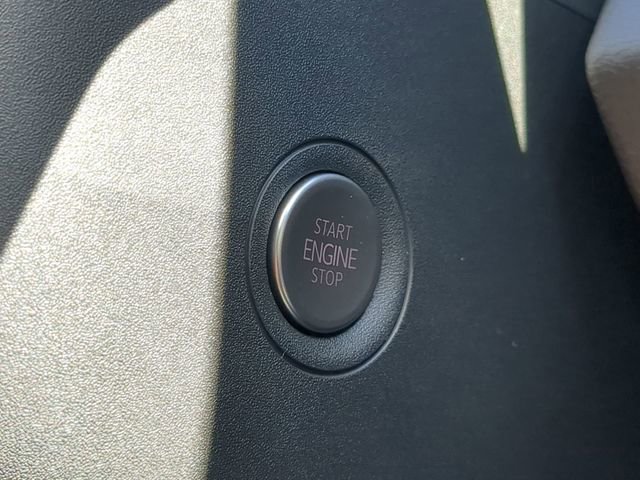 Used 2023 Volkswagen ID.4 Pro S image 33