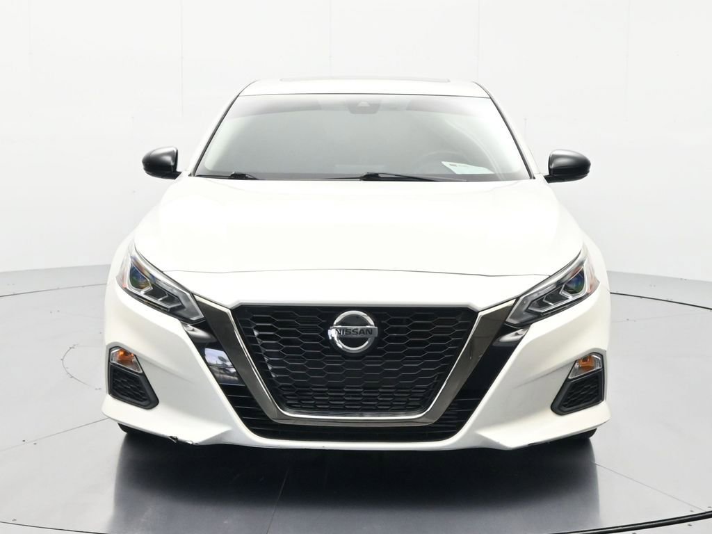 Certified 2021 Nissan Altima 2.0 SR FWD image 2