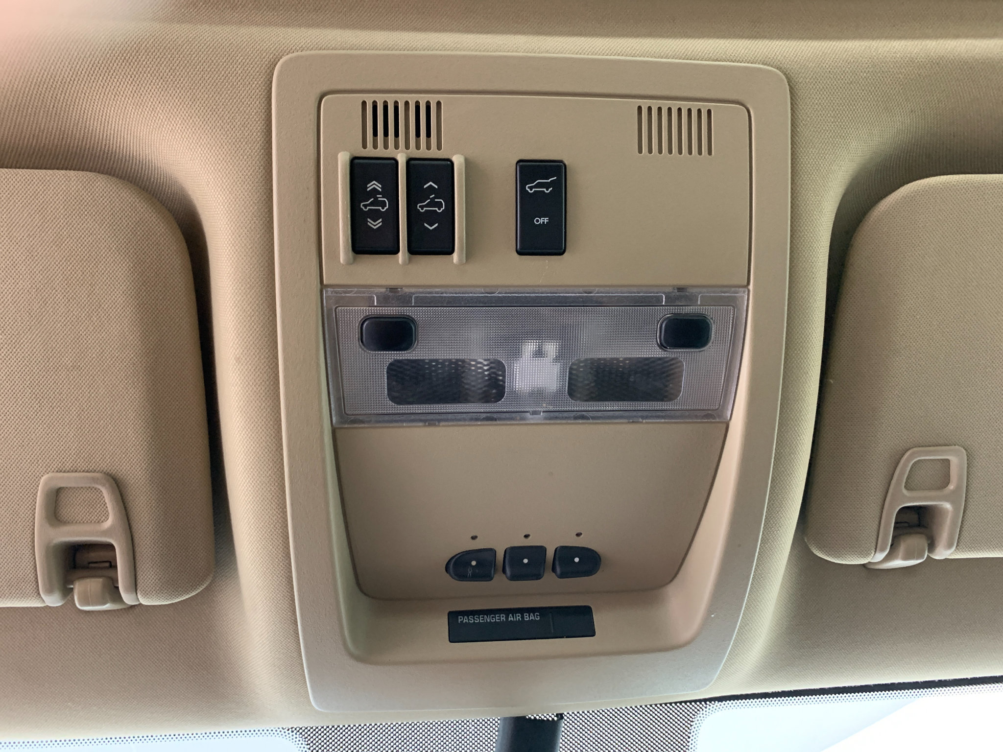 Used 2014 GMC Yukon Denali RWD image 27