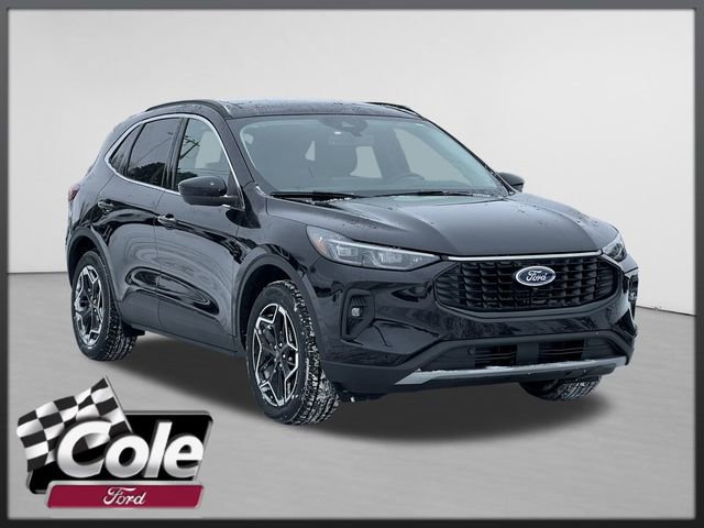New 2026 Ford Escape Platinum w/ Premium Technology Package