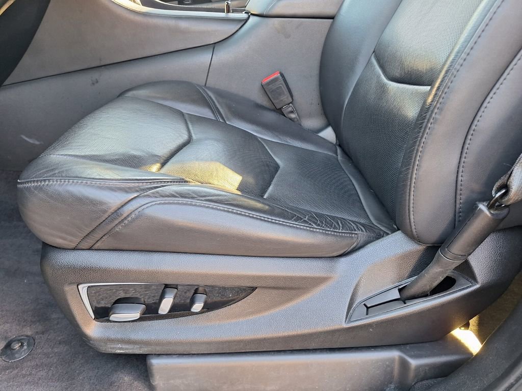 Used 2020 Cadillac Escalade Luxury image 31