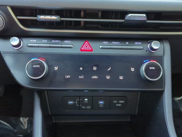 Used 2025 Hyundai Sonata SEL FWD image 27