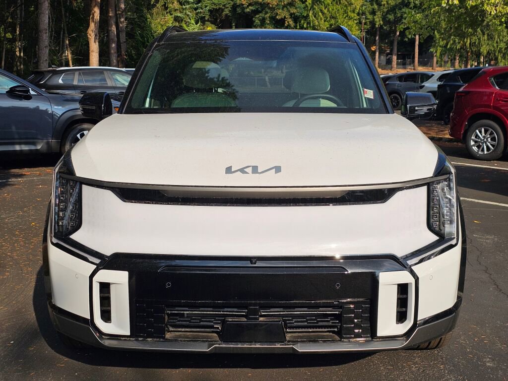 New 2026 Kia EV9 GT-Line video 2
