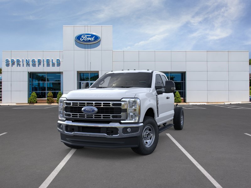 New 2025 Ford F350 XL w/ XL Chrome Package AWD/4WD image 2