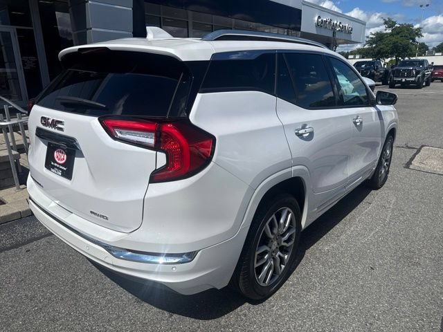 Used 2023 GMC Terrain Denali AWD/4WD image 8