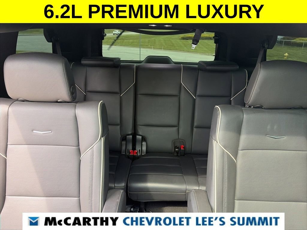 Used 2023 Cadillac Escalade Premium Luxury w/ LPO, Illumination Package AWD/4WD image 46