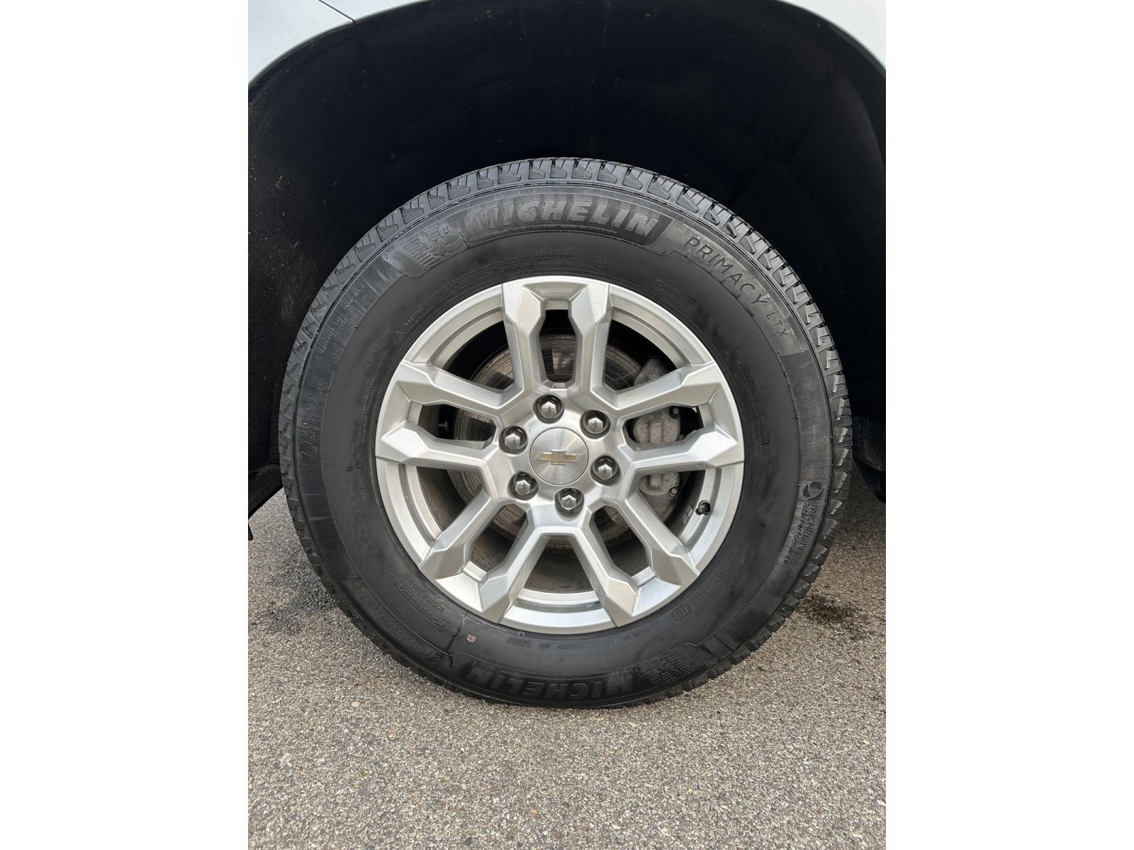 Used 2024 Chevrolet Silverado 1500 LT AWD/4WD image 10