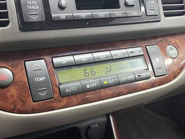 Used 2004 Toyota Camry XLE FWD image 30