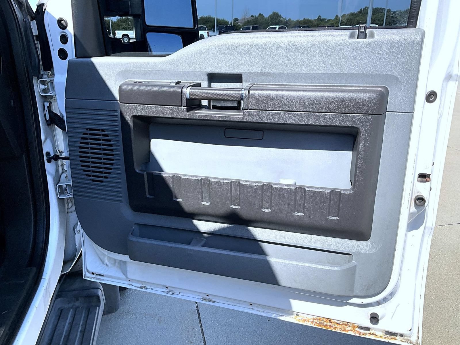 Used 2012 Ford F550 2WD Regular Cab Super Duty w/ Payload Upgrade Pkg image 16