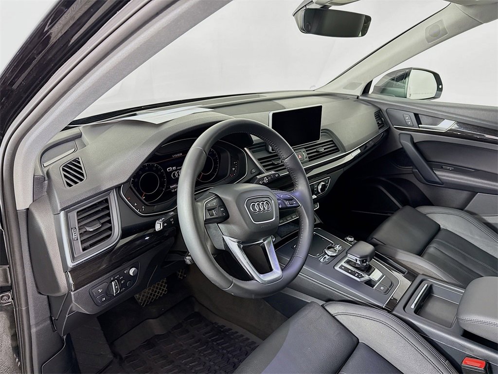 Used 2018 Audi Q5 Prestige w/ Prestige Package image 4