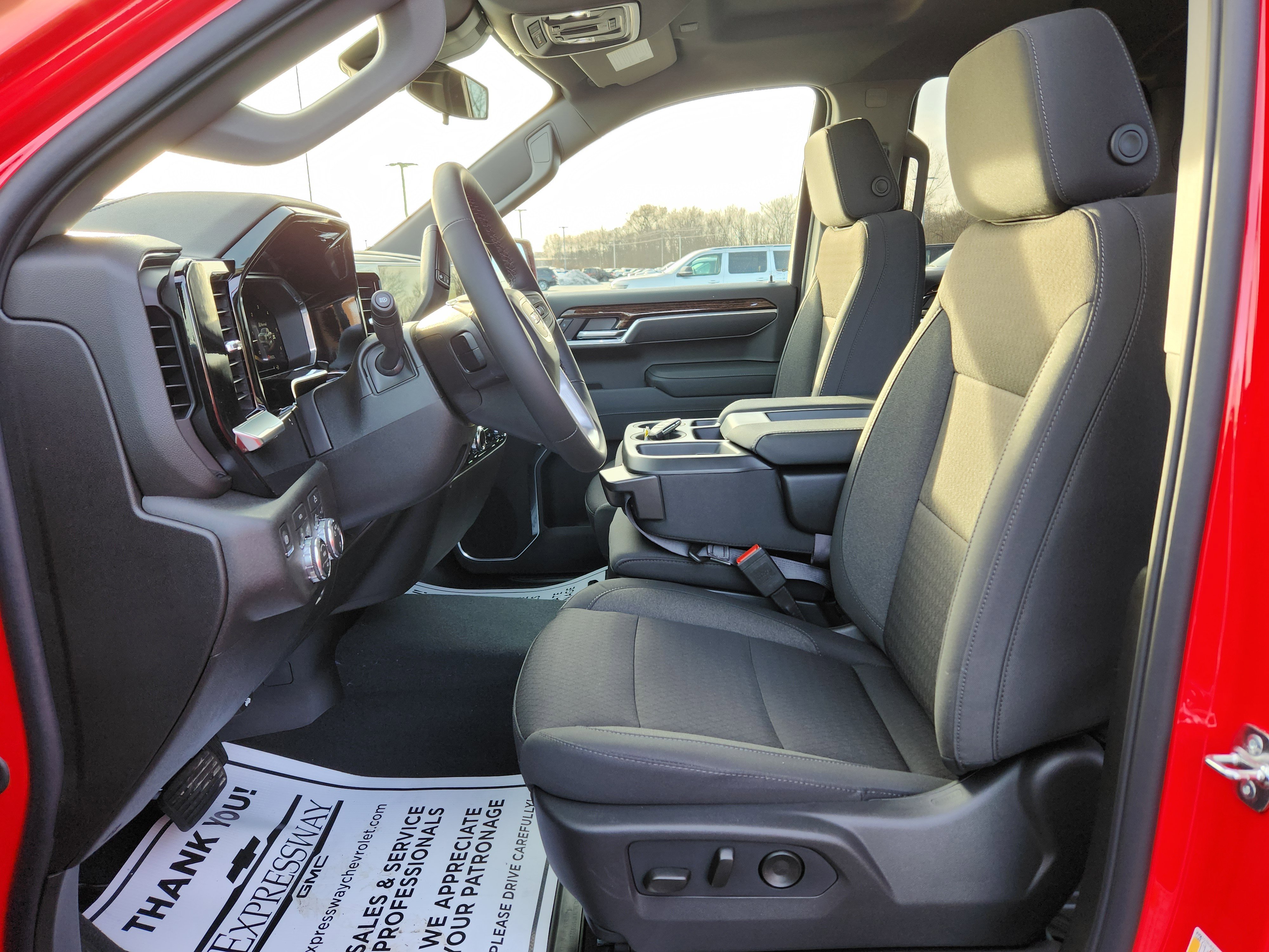 New 2026 GMC Sierra 1500 SLE w/ Preferred Package image 9