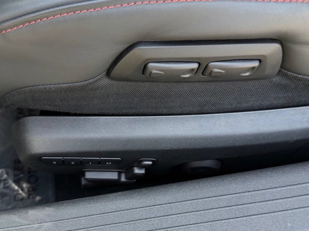 Used 2018 Mercedes-Benz AMG GT C image 21