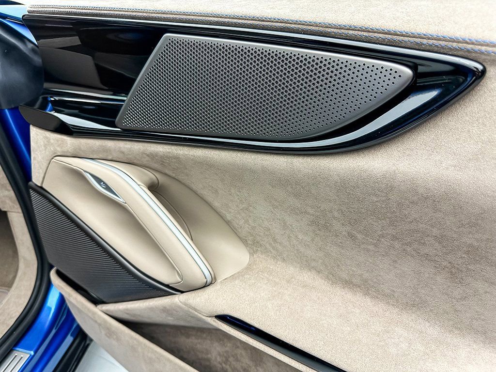 Certified 2024 Ferrari Purosangue Base image 19