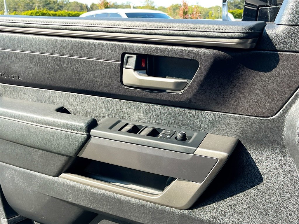 Used 2022 Toyota Tundra SR5 image 17