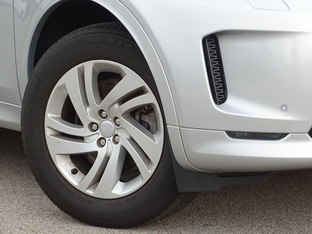 Used 2022 Land Rover Discovery Sport S R-Dynamic image 3