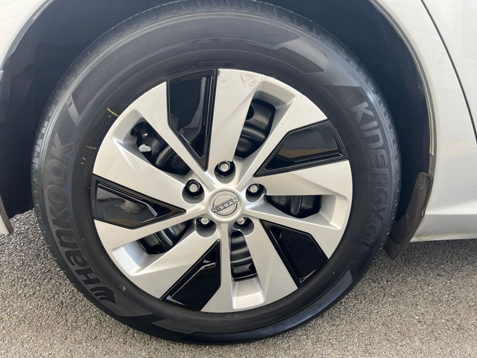 Used 2023 Nissan Altima 2.5 S image 28