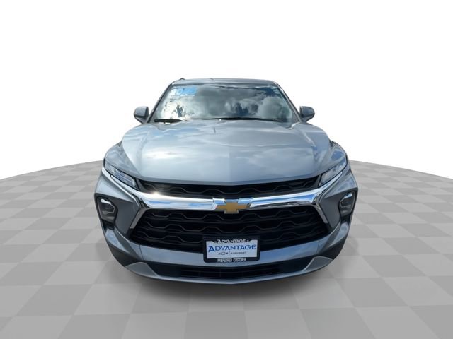 Used 2025 Chevrolet Blazer LT w/ Convenience Package image 3