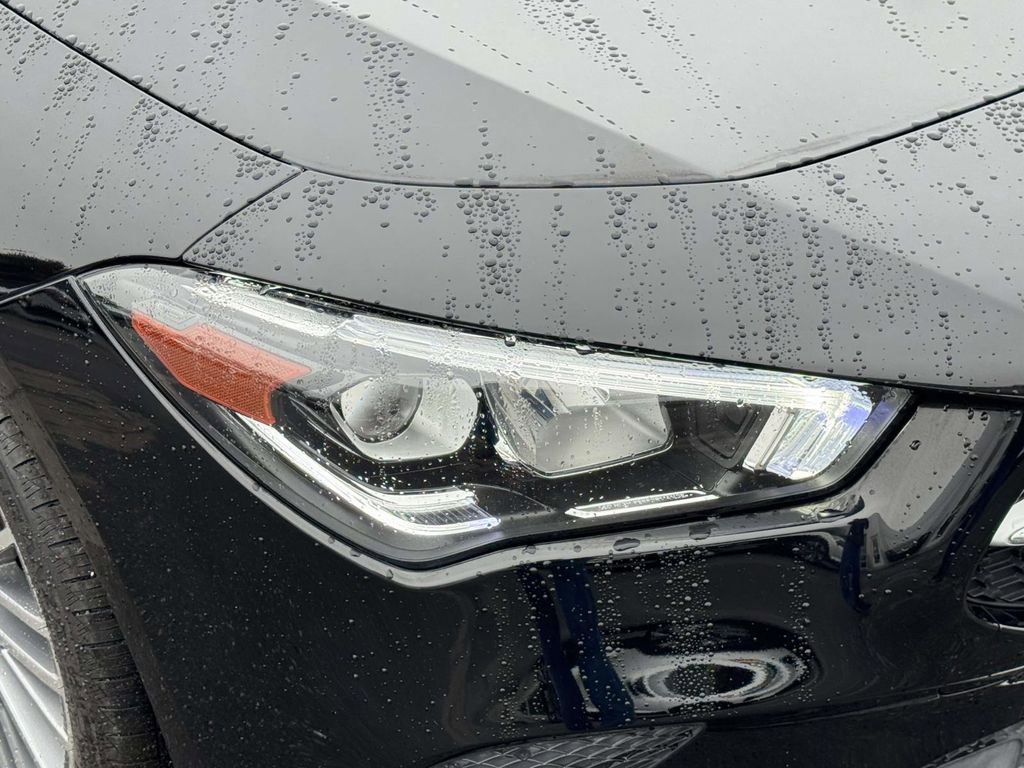 Used 2022 Mercedes-Benz CLA 250 4MATIC image 7