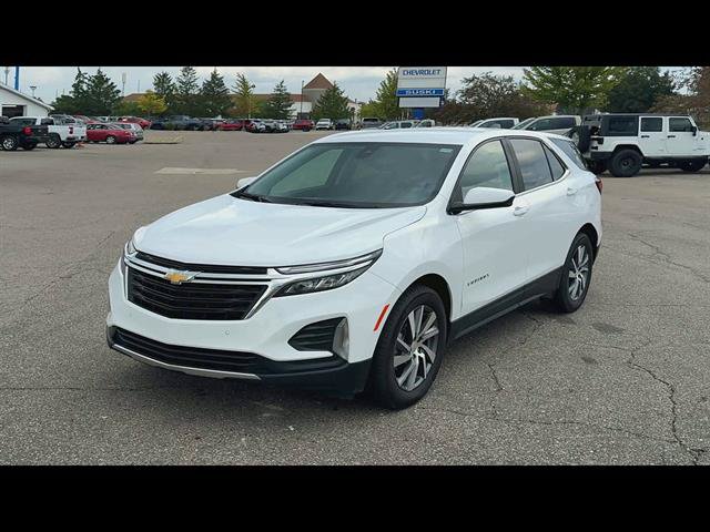 Used 2024 Chevrolet Equinox LT FWD image 31