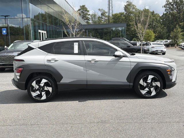 Used 2026 Hyundai Kona Limited FWD image 9