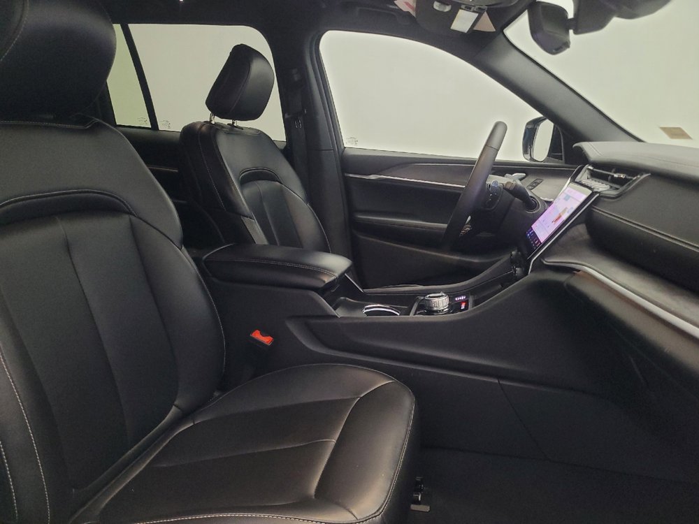 Used 2024 Jeep Grand Cherokee Limited 4xe image 21