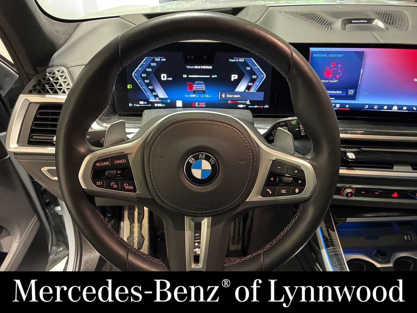 Used 2025 BMW X7 M60i AWD/4WD image 20