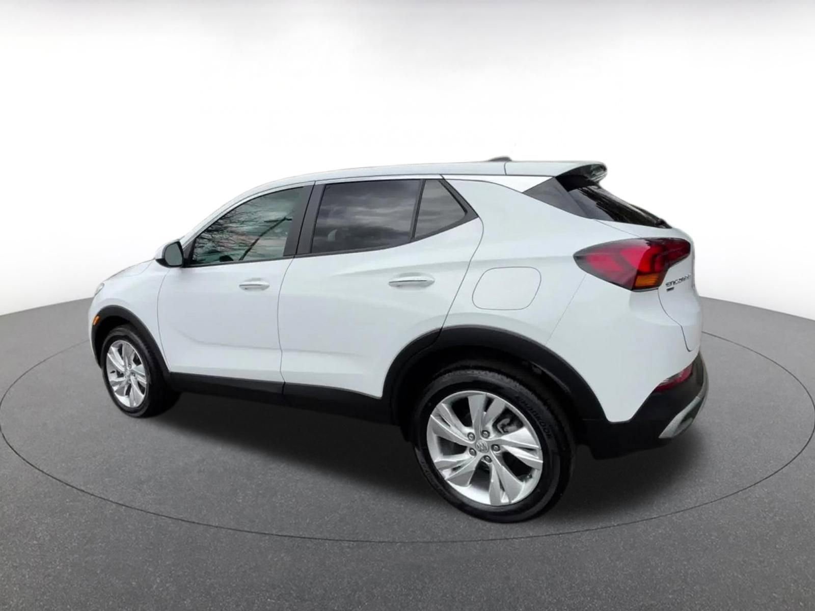 Used 2025 Buick Encore GX Preferred image 10