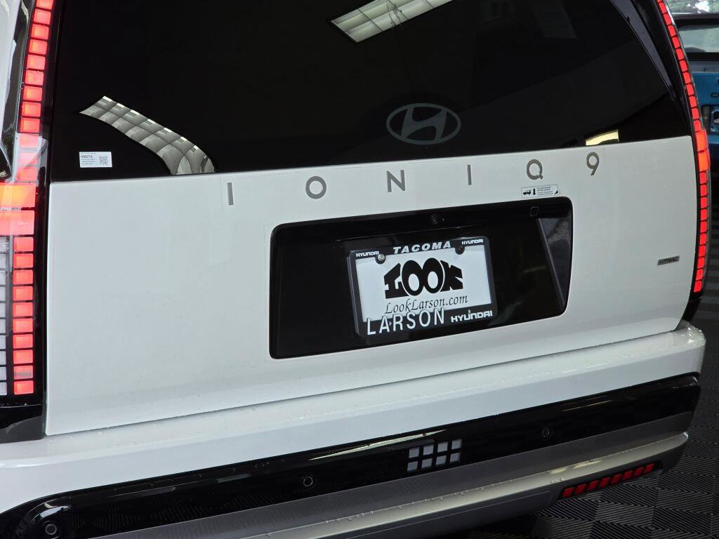 New 2026 Hyundai Ioniq 9 SEL image 13
