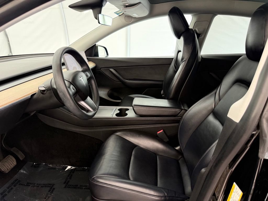 Used 2021 Tesla Model Y Long Range AWD/4WD image 13